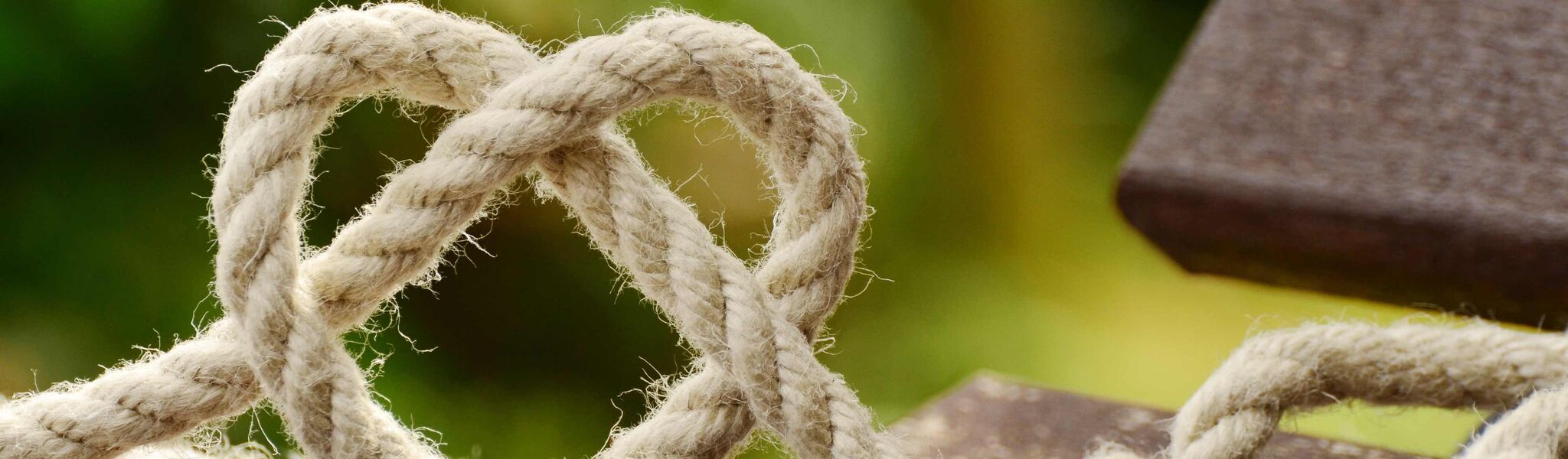 Herz geformt mit einem Seil